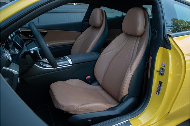 Mercedes-Benz CLE Coupé 300 e AMG Line | ACC | Pano | Burmester | NL Auto | Camera | Lane & Side Assist | Memory | Keyless Go | Apple & Android Carplay | Verkeersbordenherkenning | MBUX Premium | Led | Sfeerverlichting Premium | 19"| 313PK | Fabrieksgarantie 01/27