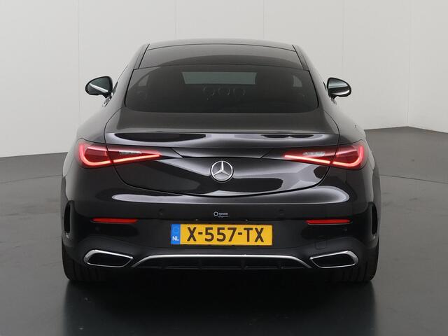 Mercedes-Benz CLE Coupé 200 AMG Line | Nappalederen bekleding | Digital Light | Rijassistentiepakket | Standkachel | Head-up display | 360 graden camera | Sfeerverlichting |