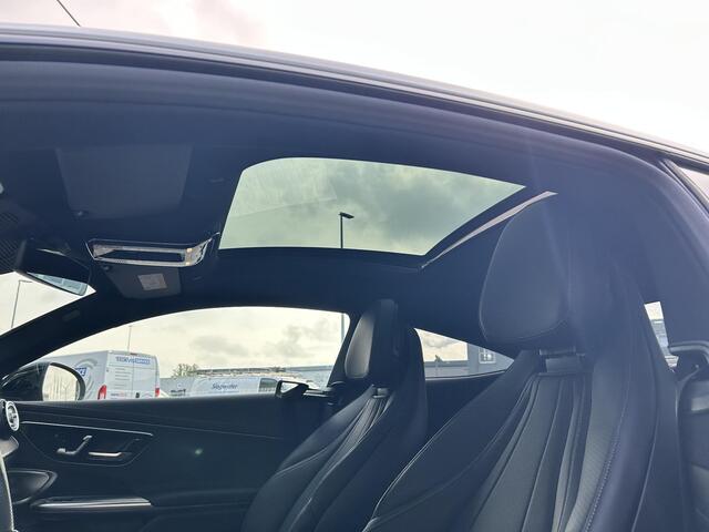 Mercedes-Benz CLE Coupé 300 e AMG Line | Panoramadak | Head Up display | Burmester | Rijassistentie