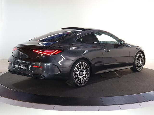 Mercedes-Benz CLE Coupé 200 AMG Line | Digital Light | Panoramadak | 20" lichtmetalen velgen | Memory | 360 graden camera |