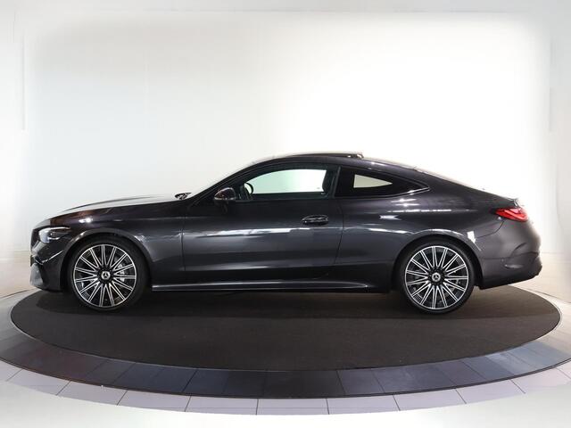 Mercedes-Benz CLE Coupé 200 AMG Line | Digital Light | Panoramadak | 20" lichtmetalen velgen | Memory | 360 graden camera |