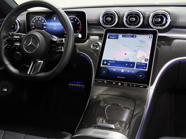 Mercedes-Benz CLE Coupé 200 AMG Line | Digital Light | Panoramadak | 20" lichtmetalen velgen | Memory | 360 graden camera |