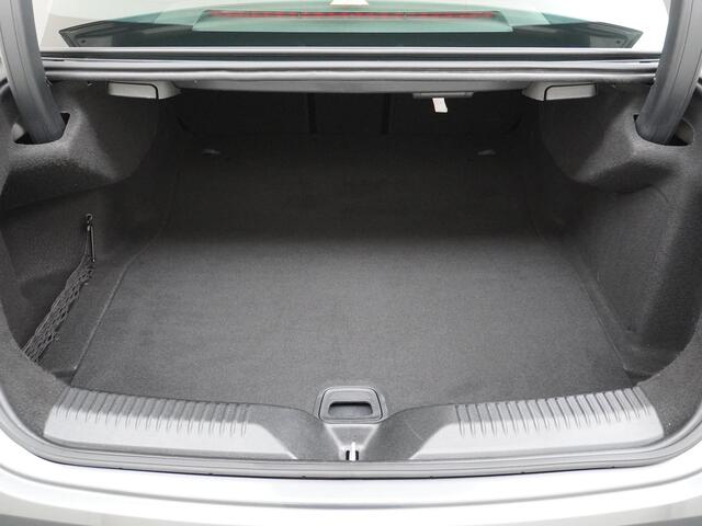 Mercedes-Benz CLS-KLASSE 450 4MATIC Premium Plus 360 Camera | LMV | AMG | Stoelverwarming | Pano |