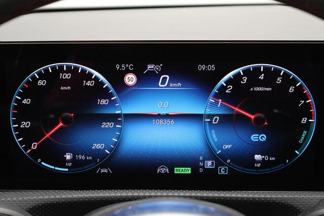 Mercedes-Benz Cla Shooting Brake 250 e Premium Plus AMG Panoramadak, ACC, Camera, Sfeerverlichting, Trekhaak, Widescreen, 18"