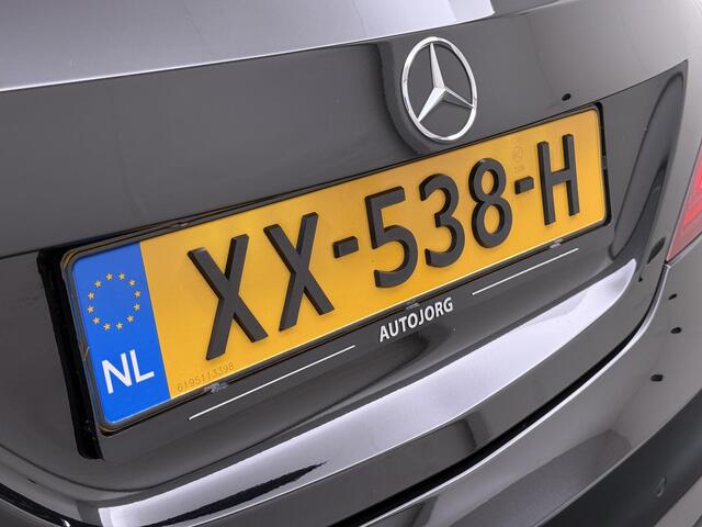 Mercedes-Benz Cla Shooting Brake 180 AMG Line | Camera | Navigatie | Stoelverwarming |