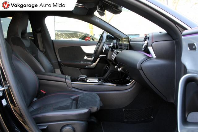 Mercedes-Benz Cla Shooting Brake 180 Automaat Business Solution AMG | Trekhaak |