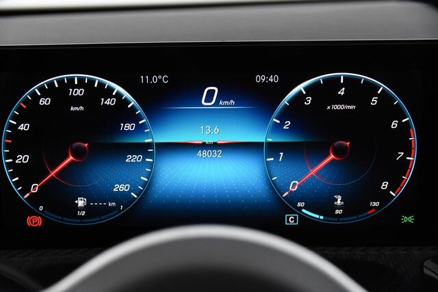 Mercedes-Benz Cla Shooting Brake 180 Business Solution *1ste Eigenaar*Navigatie*Stoelverwarming*Camera*