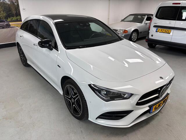 Mercedes-Benz Cla Shooting Brake 250e AMG Pano 360 Burmester Dealeronderhouden Distronic Keyless Enz