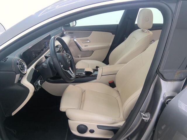 Mercedes-Benz Cla Shooting Brake 180 Business Solution Luxury 2e-Eig & Keurig-Onderh. BOVAG-Garantie. NL-Auto