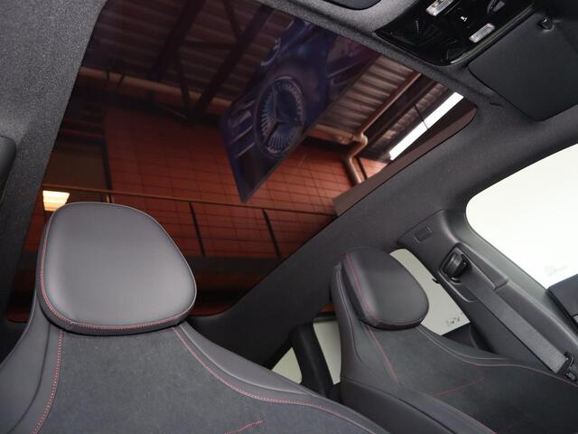 Mercedes-Benz Cla Shooting Brake 250+ Business Solution AMG 85 kWh | Premium Pakket | Superscreen | Panoramadak | Stoelverwarming | Dodehoekassistent | Achteruitrijcamera |