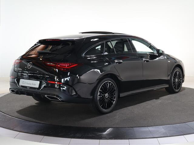 Mercedes-Benz Cla Shooting Brake 250e Business Solution AMG | Panoramaschuifdak | Nightpakket | 19 inch AMG-Velgen