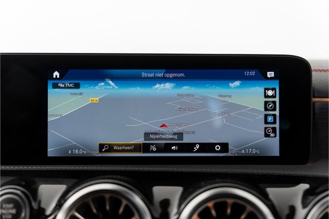 Mercedes-Benz Cla Shooting Brake 200 Business Solution AMG Trekhaak! NL-Auto