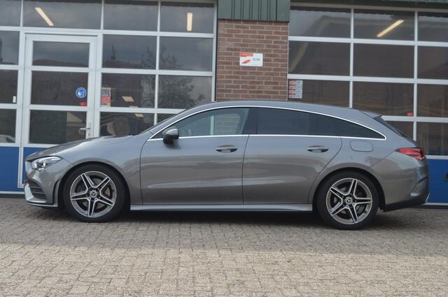 Mercedes-Benz Cla Shooting Brake 200 AMG | AUT - CAMERA - CARPLAY