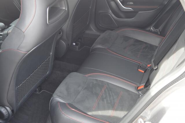 Mercedes-Benz Cla Shooting Brake 200 AMG | AUT - CAMERA - CARPLAY