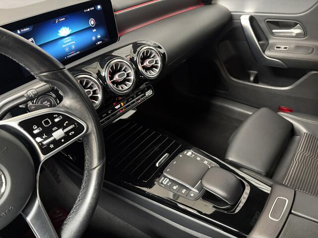 Mercedes-Benz Cla Shooting Brake 180 Business Solution Luxury/carplay/enz