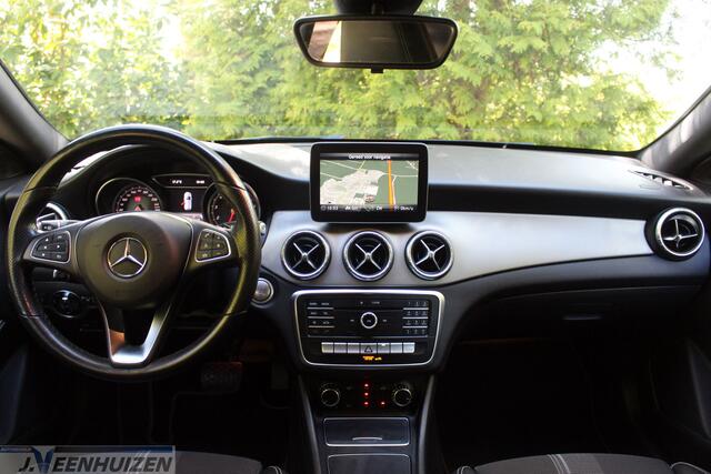 Mercedes-Benz Cla Shooting Brake 180 Business Solution | 2019 | AUTOMAAT |? Achteruitrijcamera | Navi