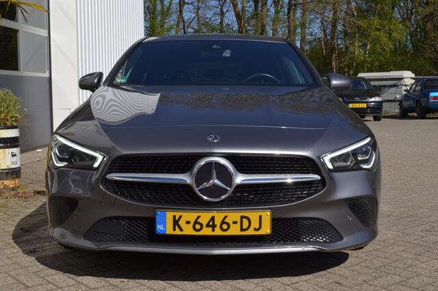 Mercedes-Benz Cla Shooting Brake BTW AUTO 180 Bns Solution