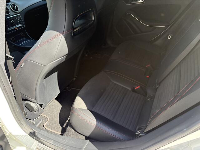 Mercedes-Benz Cla Shooting Brake 180 / AUTOMAAT / AMG PAKKET / NAVI / 71dkm! NAP!