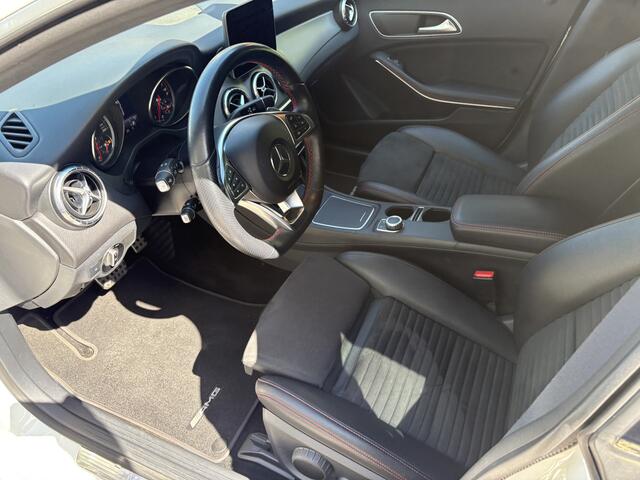 Mercedes-Benz Cla Shooting Brake 180 / AUTOMAAT / AMG PAKKET / NAVI / 71dkm! NAP!