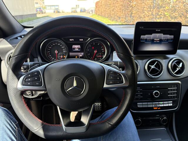 Mercedes-Benz Cla Shooting Brake 180 / AUTOMAAT / AMG PAKKET / NAVI / 71dkm! NAP!