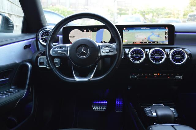 Mercedes-Benz Cla Shooting Brake 250 e AMG Led Panorama Widescreen Sfeer Camera Trekh Augmented Pdc