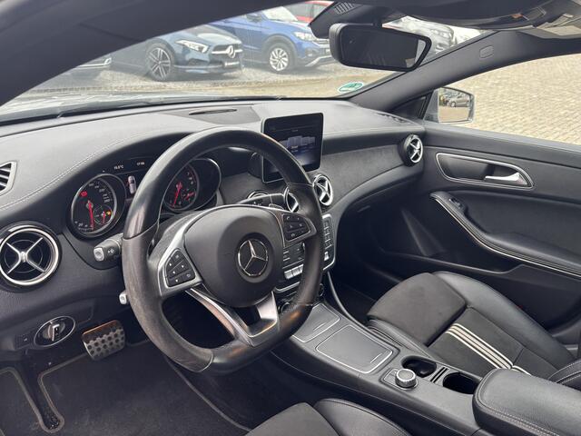 Mercedes-Benz Cla Shooting Brake 180 Automaat Edition AMG Line Sportinterieur / Full LED / Trekhaak