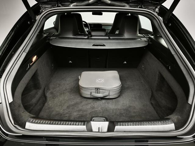 Mercedes-Benz Cla Shooting Brake 250 e AMG Line | Pano | Camera | Navigatie | Leer/Alcantara