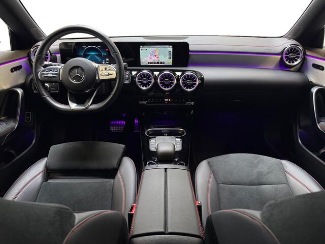 Mercedes-Benz Cla Shooting Brake 250 e AMG Line I Pano I Widescreen I Ambient Lighting