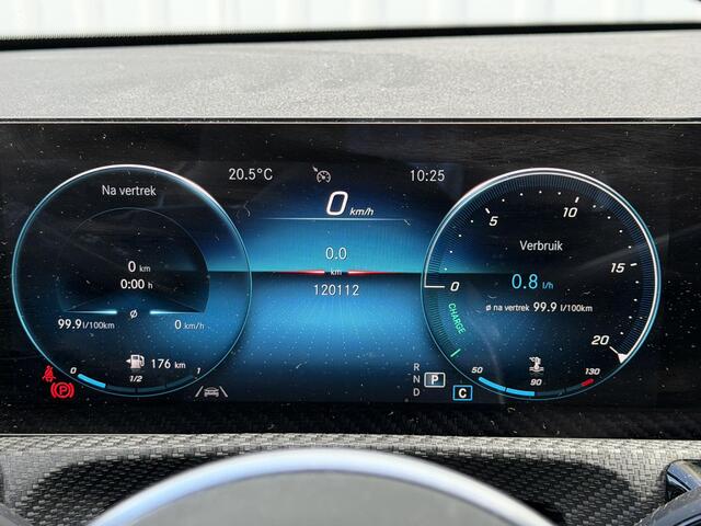 Mercedes-Benz Cla Shooting Brake 180 Business Solution | Trekhaak | All season banden | Apple Carplay/Android Auto