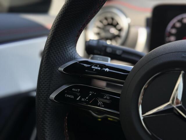 Mercedes-Benz Cla Shooting Brake 200 AMG Line l Pano l Nightpakket l Elektrische Trekhaak l LED