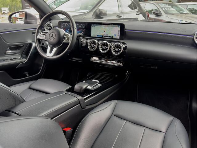 Mercedes-Benz Cla Shooting Brake 180 AUT7 SOLUTION LUXURY VOL-LEDER 18 INCH-LMV NAVI CAMERA DIGI-DASH LED PDC