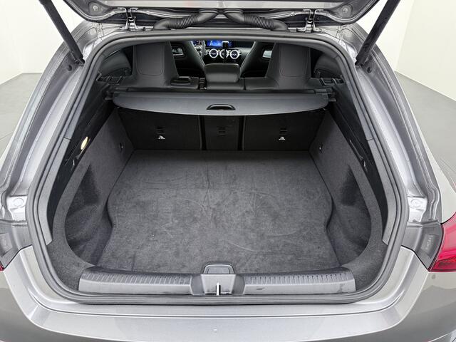 Mercedes-Benz Cla Shooting Brake 250 e AMG line | Pano Memory Keyless HUD Multibeam 360 Camera