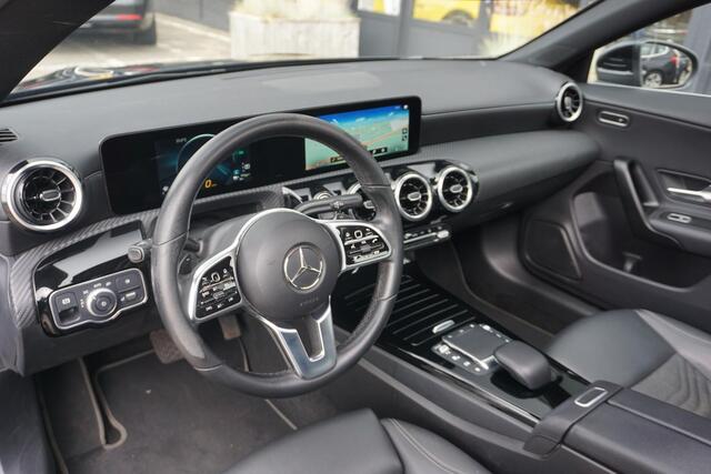 Mercedes-Benz Cla Shooting Brake 250 e Business Line | pano dak
