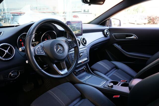 Mercedes-Benz Cla Shooting Brake 180 Business Solution AUT. + CAMERA