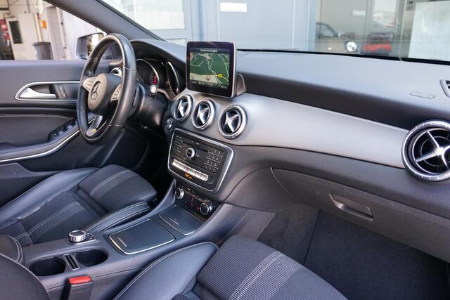 Mercedes-Benz Cla Shooting Brake 180 Business Solution AUT. + CAMERA