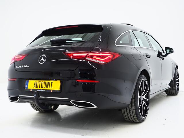 Mercedes-Benz Cla Shooting Brake 250 e Premium | Panoramadak | Leder | Trekhaak | Camera | Sfeerlicht | Carbon | Cruise | LED