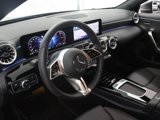 Mercedes-Benz Cla Shooting Brake 250e Star Edition | Easypack - achterklep | Keyless go | Achteruitrijcamera | Stoelverwarming | Sfeerverlichting |