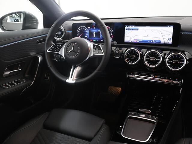 Mercedes-Benz Cla Shooting Brake 250e Star Edition | Easypack - achterklep | Keyless go | Achteruitrijcamera | Stoelverwarming | Sfeerverlichting |