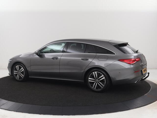 Mercedes-Benz Cla Shooting Brake 180 Business Solution Luxury Trekhaak| Carplay | DAB | Parkeersensoren | Camera | Navigatie | Sfeerverlichting | Adaptive cruise | LM
