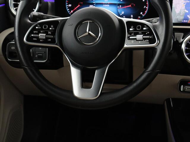 Mercedes-Benz Cla Shooting Brake 180 Business Solution Luxury Trekhaak| Carplay | DAB | Parkeersensoren | Camera | Navigatie | Sfeerverlichting | Adaptive cruise | LM