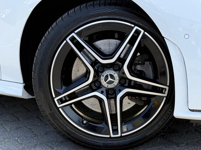 Mercedes-Benz Cla Shooting Brake 250e AMG Line | Pano | Ambient Light | Camera | Keyless | 18 inch