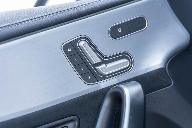 Mercedes-Benz Cla Shooting Brake 250 e Premium Plus | AMG | Adaptieve Cruise Control | Multibeam | Trekhaak | Head-up display