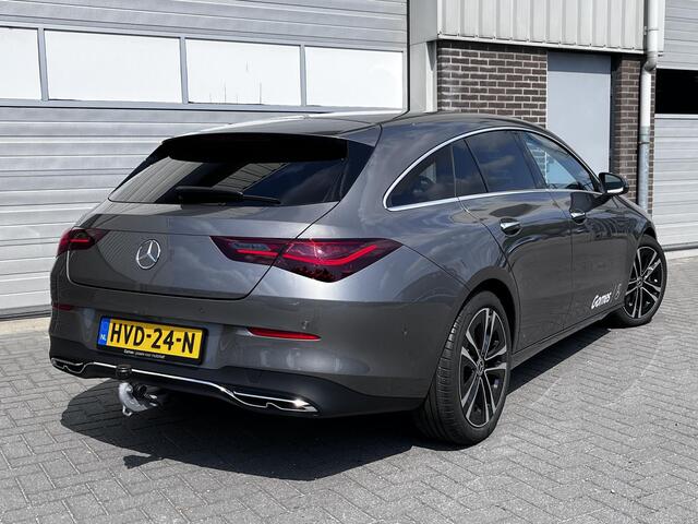 Mercedes-Benz Cla Shooting Brake 180 Star Edition Luxury | Trekhaak | Donkergetint Glas Achter | Apple CarPlay | Android Auto | Sfeerverlichting | Stoelverwarming | Achteruitrijcamera | Parkeersensoren | Elektrisch Inklapbare Buitenspiegels