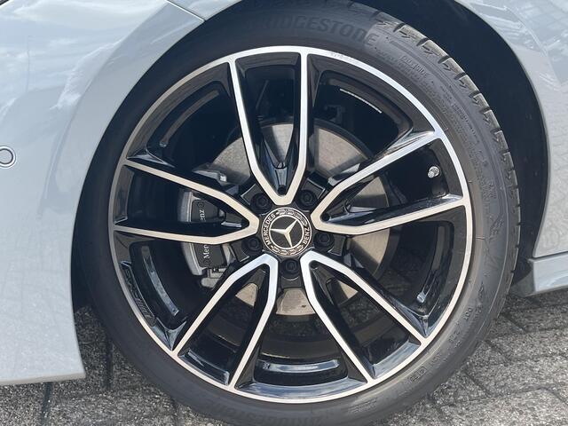 Mercedes-Benz Cla Shooting Brake 180 Luxury Line