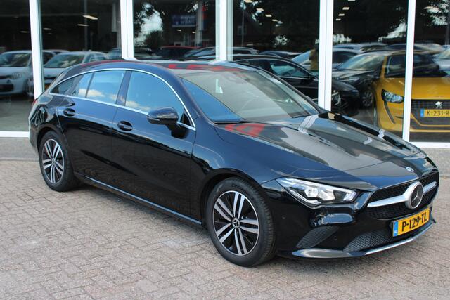 Mercedes-Benz Cla Shooting Brake 180 Business Solution