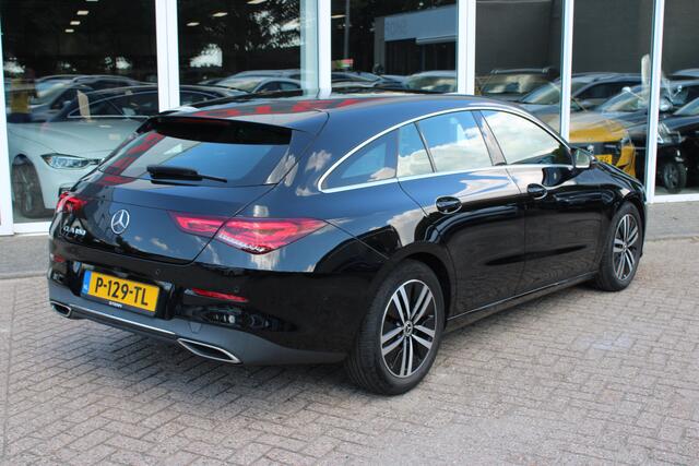 Mercedes-Benz Cla Shooting Brake 180 Business Solution