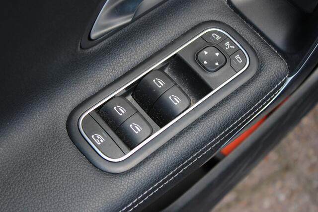 Mercedes-Benz Cla Shooting Brake 180 Business Solution