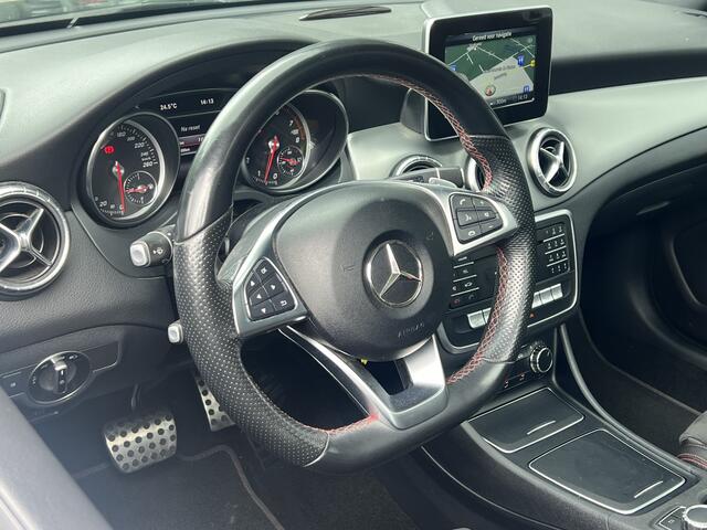 Mercedes-Benz Cla Shooting Brake 180 Business Solution AMG | Nieuw binnen | Stoelverwarming | Pano | Navi | Trekhaak