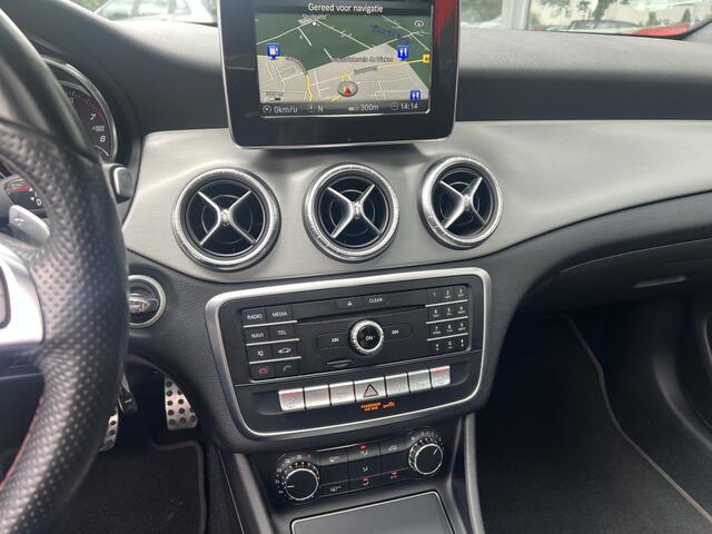Mercedes-Benz Cla Shooting Brake 180 Business Solution AMG | Nieuw binnen | Stoelverwarming | Pano | Navi | Trekhaak