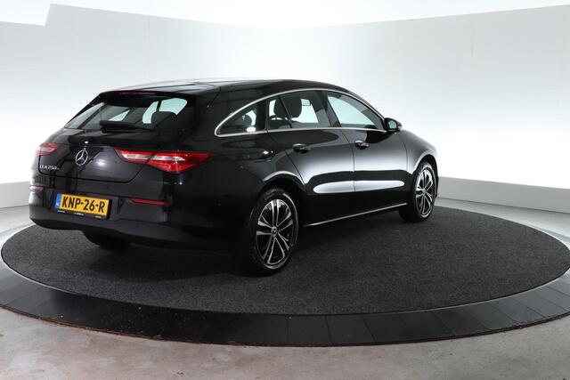Mercedes-Benz Cla Shooting Brake 250 e Business Line